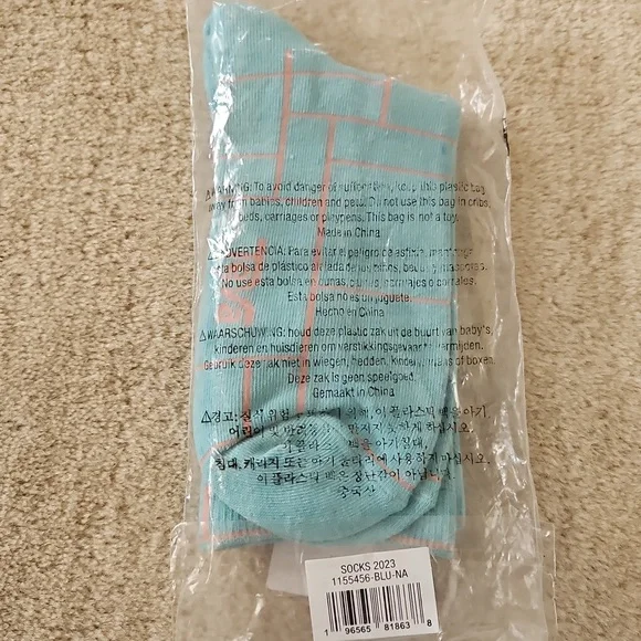 Teva Aqua Blue Socks for Women, NWT - Picture 3 of 5